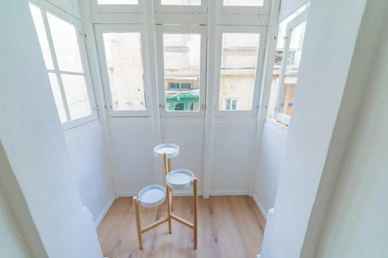 Af1- Amethyst Flat Apartment Valletta