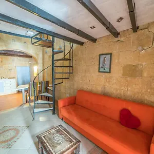 Pa- Pandora's Loft La Valletta